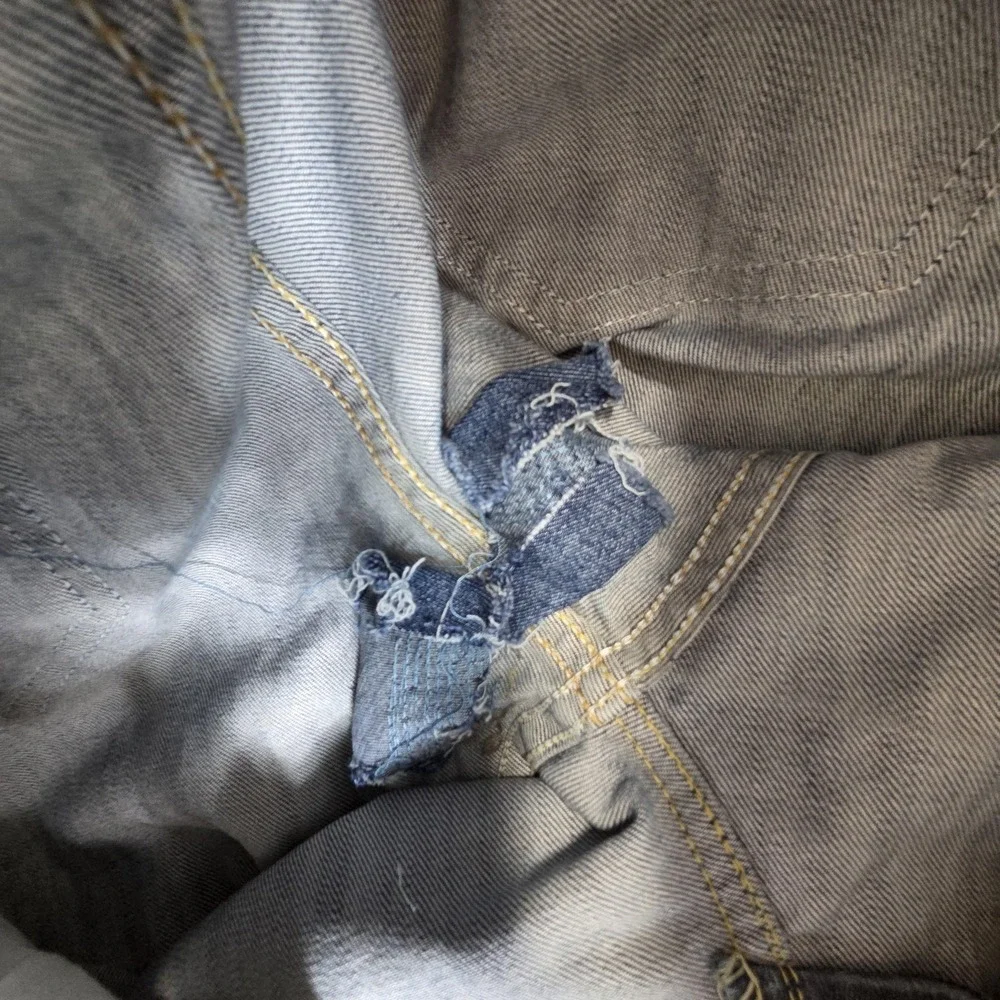 Vintage Levis 504 Jeans Mens Blue‎ Straight Engineered Altered Hem Fits 36x31